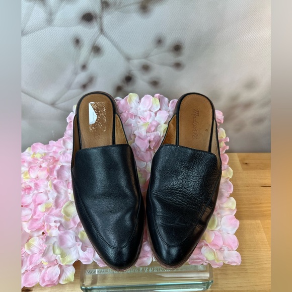 Madewell Shoes - Madewell black leather loafer mule size 8